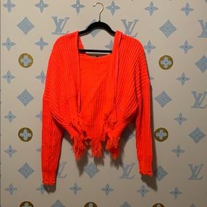 Sweater/zip up hoodie